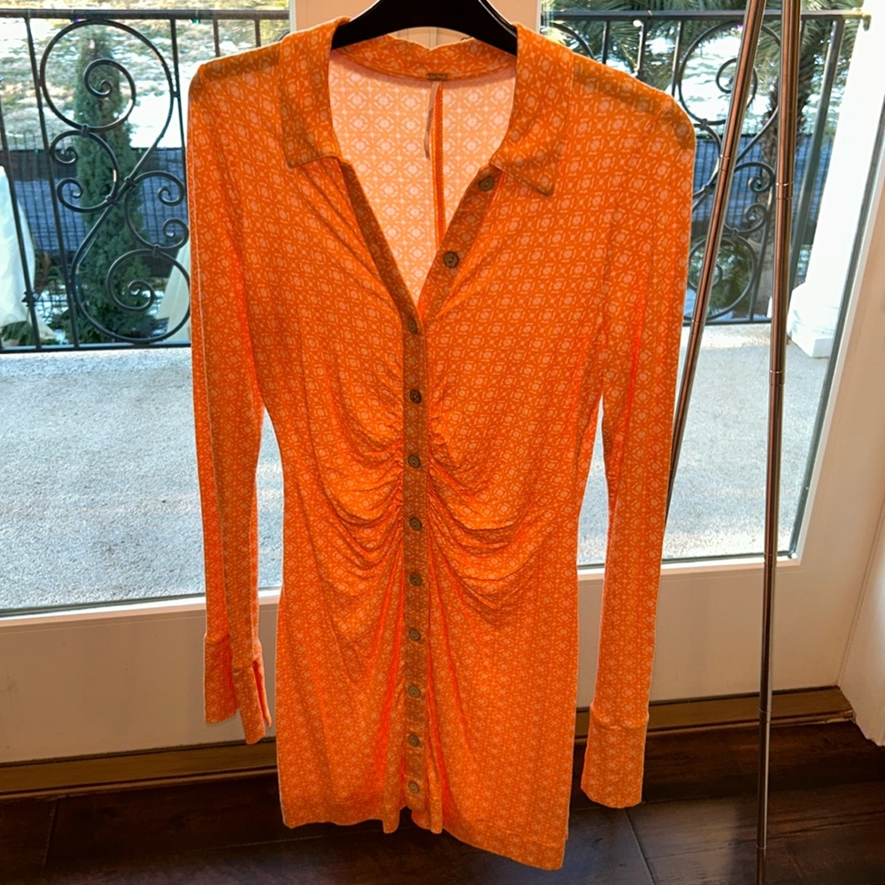 FREE PEOPLE- Tangerine long-sleeve- mid-length dress